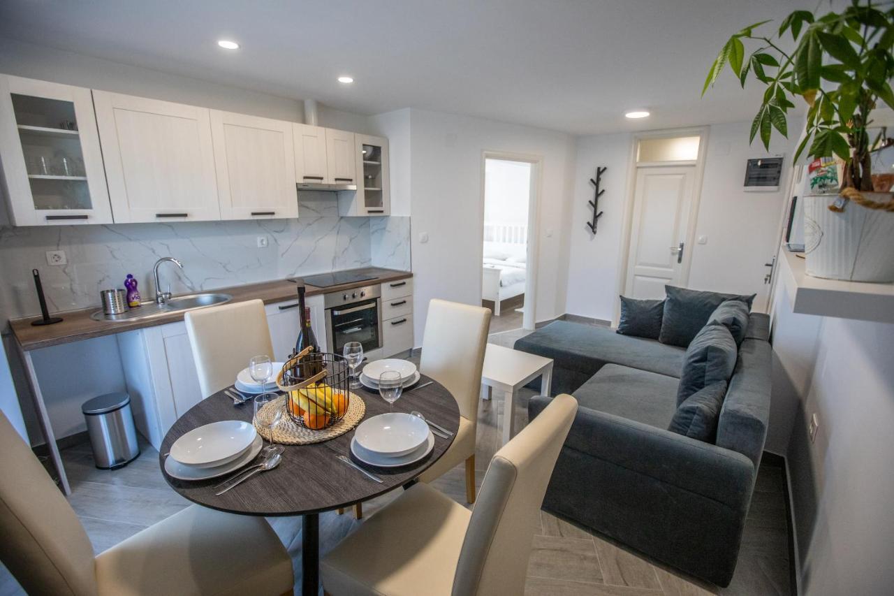 Apartmani Jancic Ogulin Exteriör bild