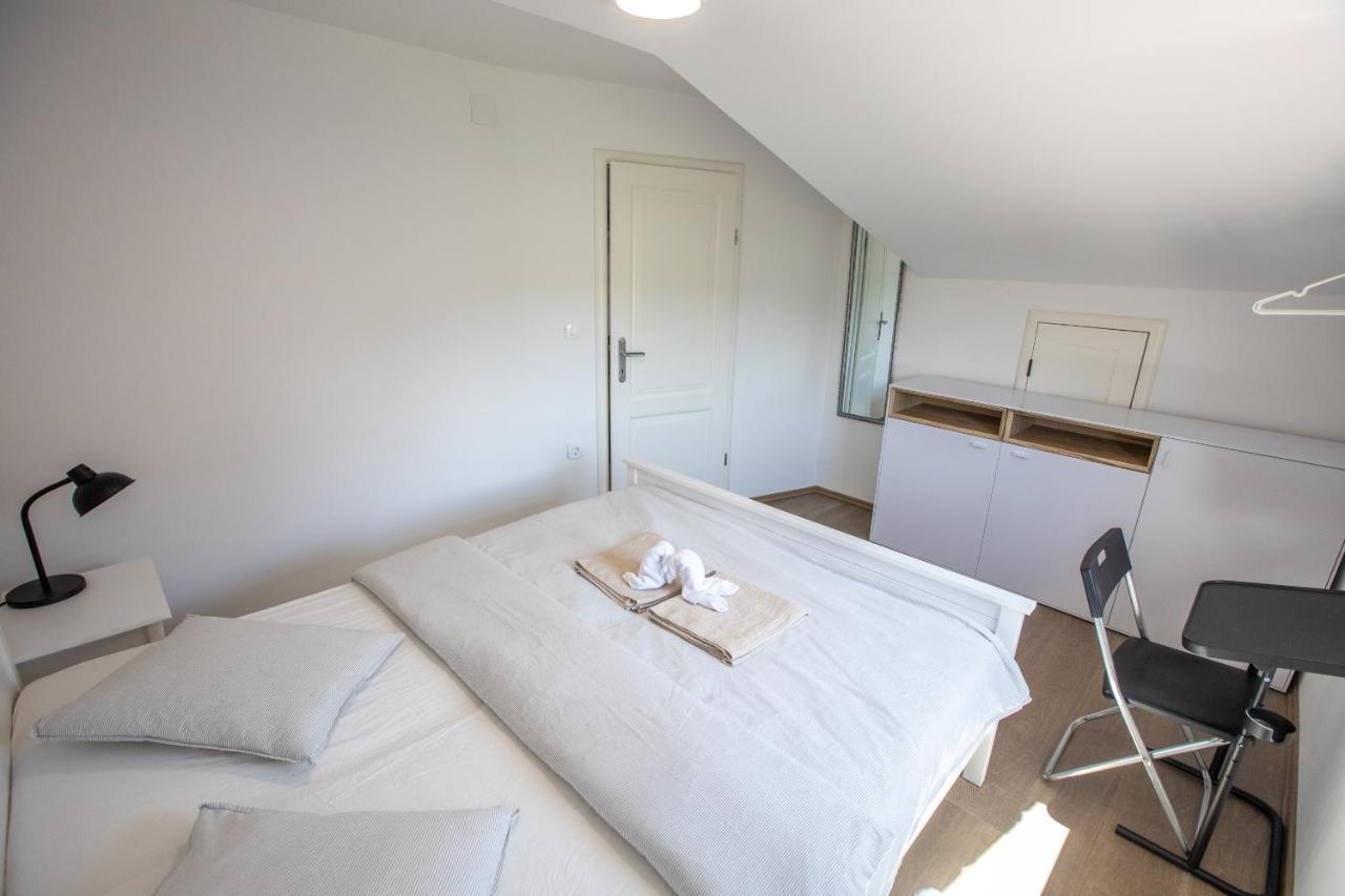 Apartmani Jancic Ogulin Exteriör bild